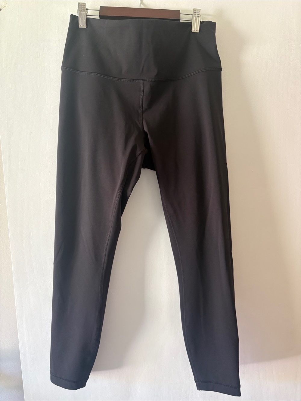 Lululemon Athletica Croped Black High-Rise Performance Leggings